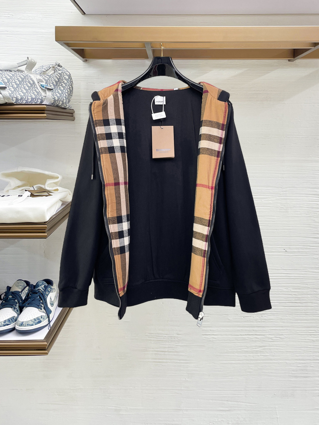 Cheap Burberry Hoodies for Men in 232312, $75 USD- [IB232312] - Replica Burberry Hoodies for Men