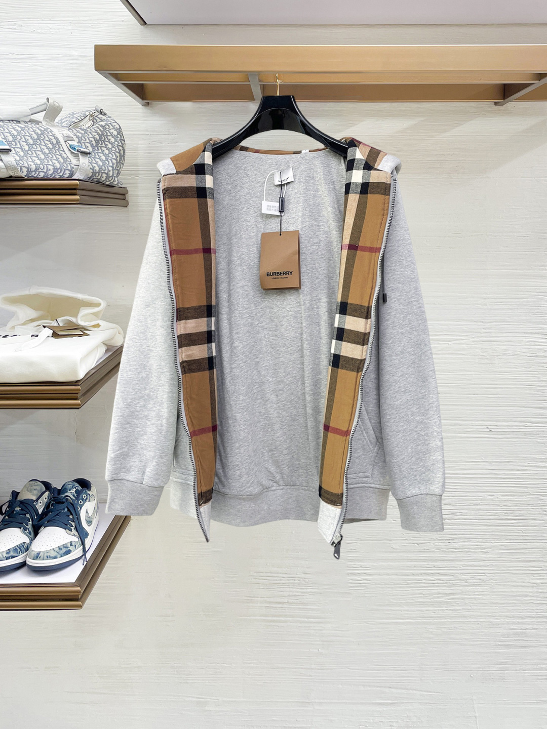 Cheap Burberry Hoodies for Men in 232316, $75 USD- [IB232316] - Replica Burberry Hoodies for Men