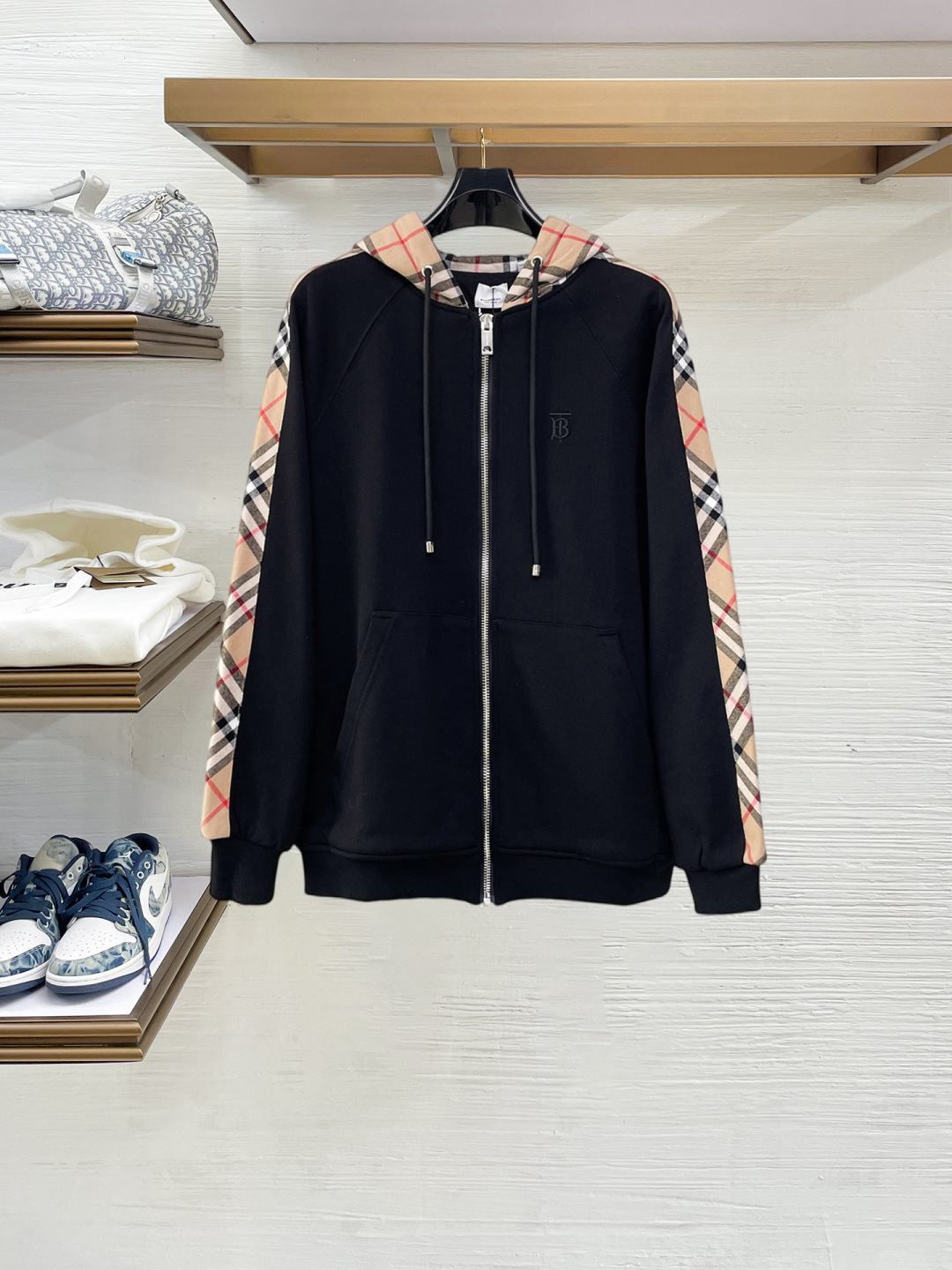 Cheap Burberry Hoodies for Men in 232323, $75 USD- [IB232323] - Replica Burberry Hoodies for Men