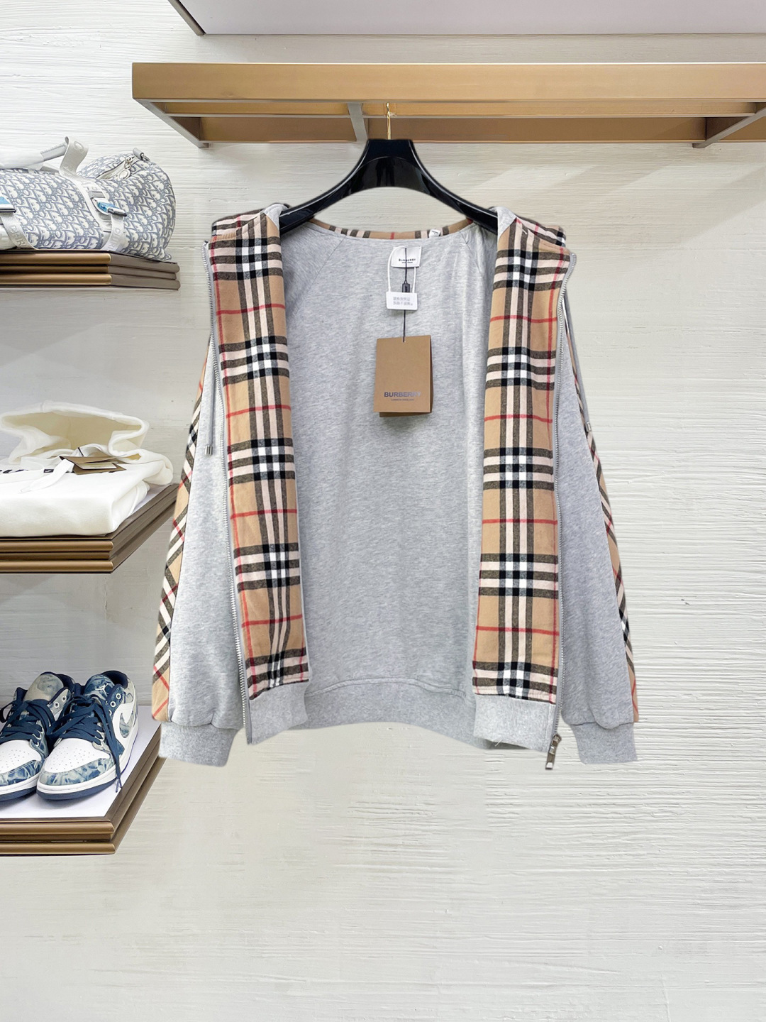 Cheap Burberry Hoodies for Men in 232324, $75 USD- [IB232324] - Replica Burberry Hoodies for Men