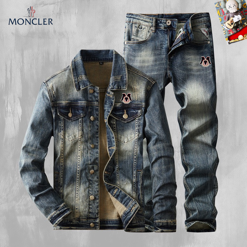 Cheap MONCLE Tracksuits for Men in 232885, $110 USD- [IB232885] - Replica MONCLE Tracksuits for Men