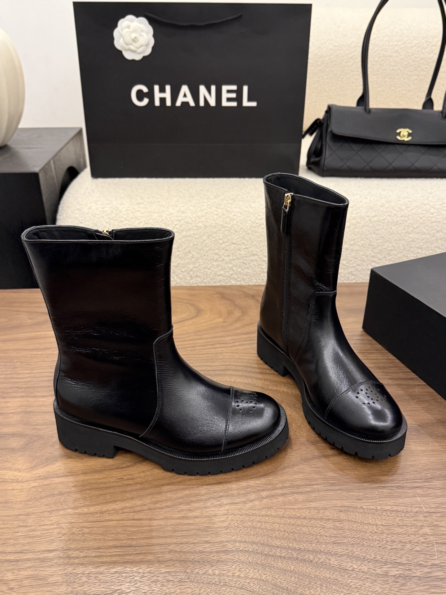 Cheap Chanel Boots For Women in 233096, $120 USD- [IB233096] - Replica Chanel Boots For Women