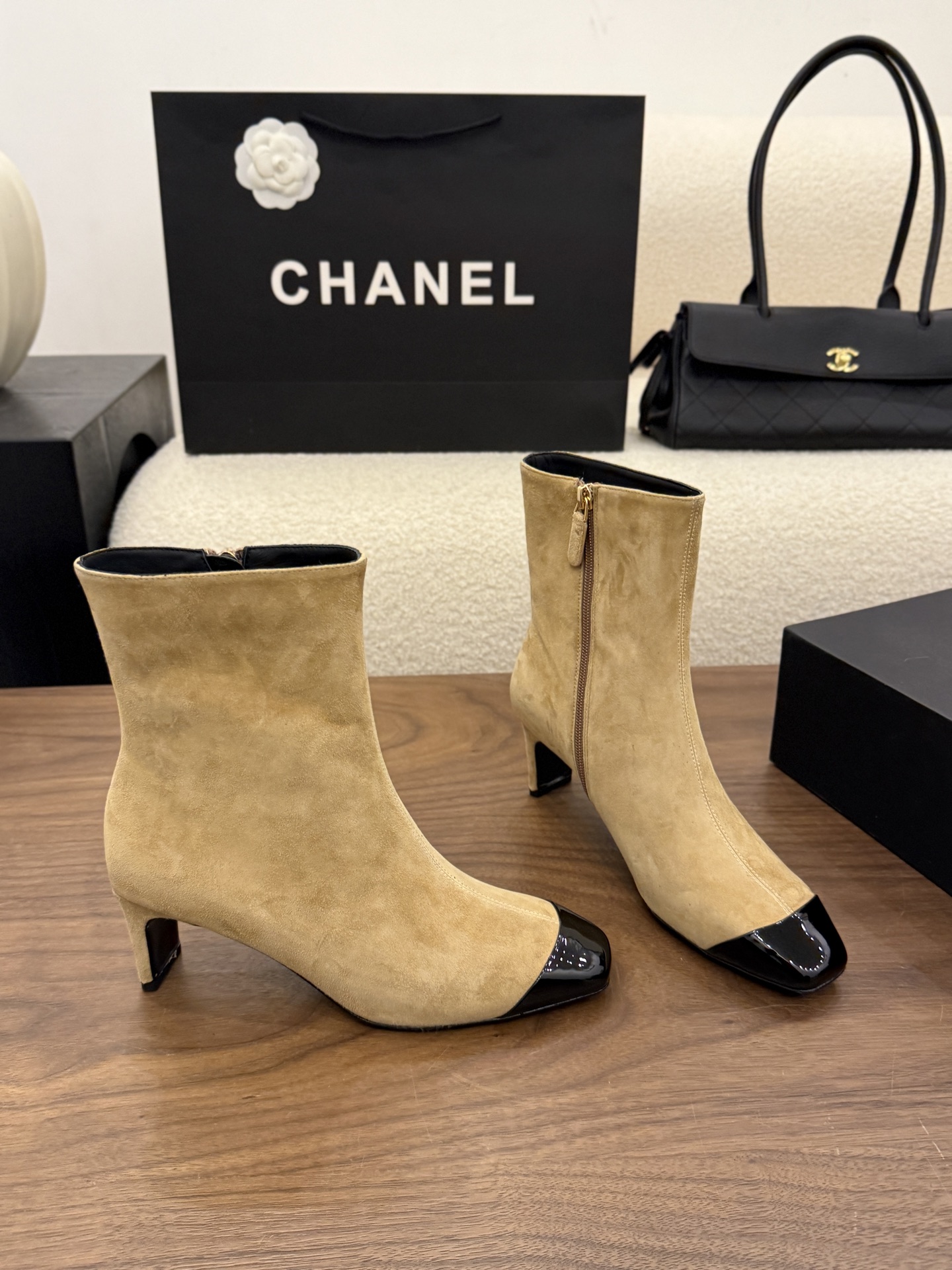 Cheap Chanel Boots For Women in 233108, $125 USD- [IB233108] - Replica Chanel Boots For Women