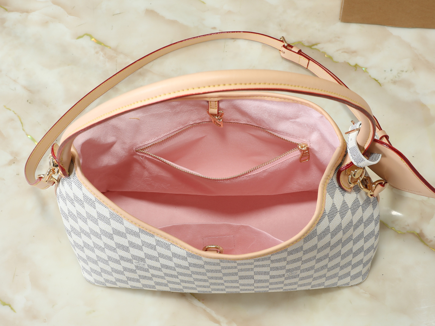 Cheap Louis Vuitton AAA Quality Handbags in 233134, $80 USD- [IB233134] - Replica Louis Vuitton AAA Quality Handbags