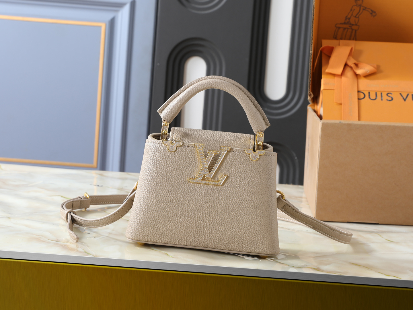 Cheap Louis Vuitton AAA Mini Shoulder Bags in 233140, $100 USD- [IB233140] - Replica Louis Vuitton AAA Mini Shoulder Bags