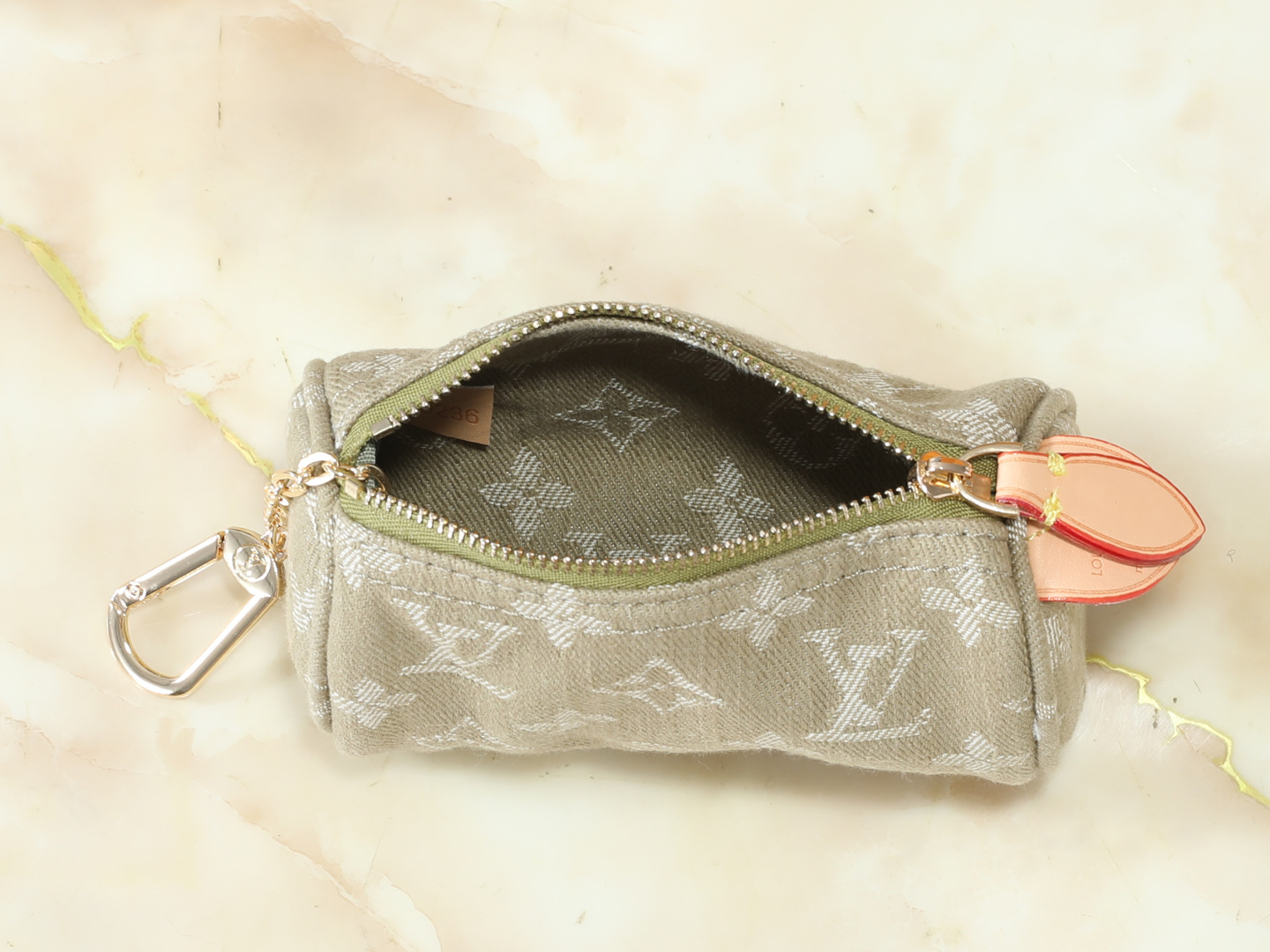 Cheap Louis Vuitton AAA Quality Wallets in 233157, $55 USD- [IB233157] - Replica Louis Vuitton AAA Quality Wallets