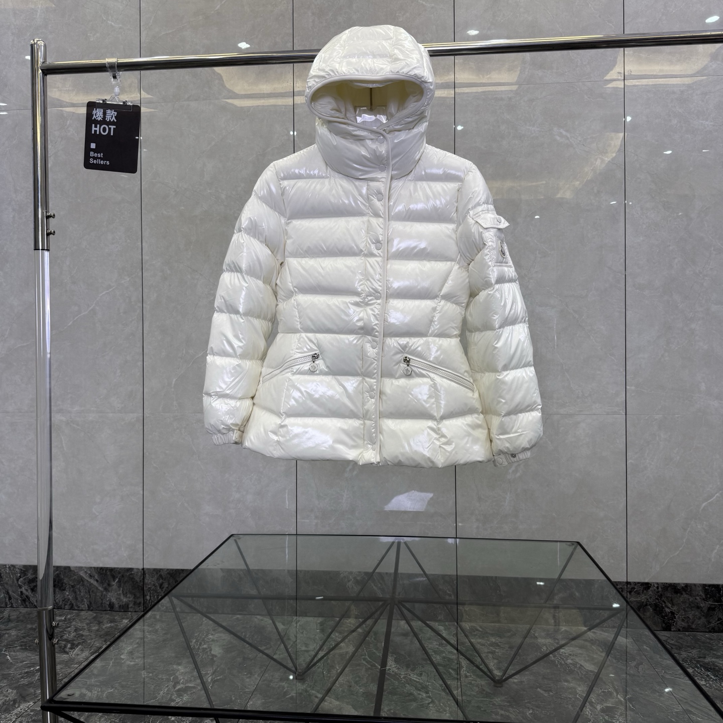 Cheap Moncle Thick Coats For Women in 233201, $140 USD- [IB233201] - Replica Moncle Thick Coats For Women
