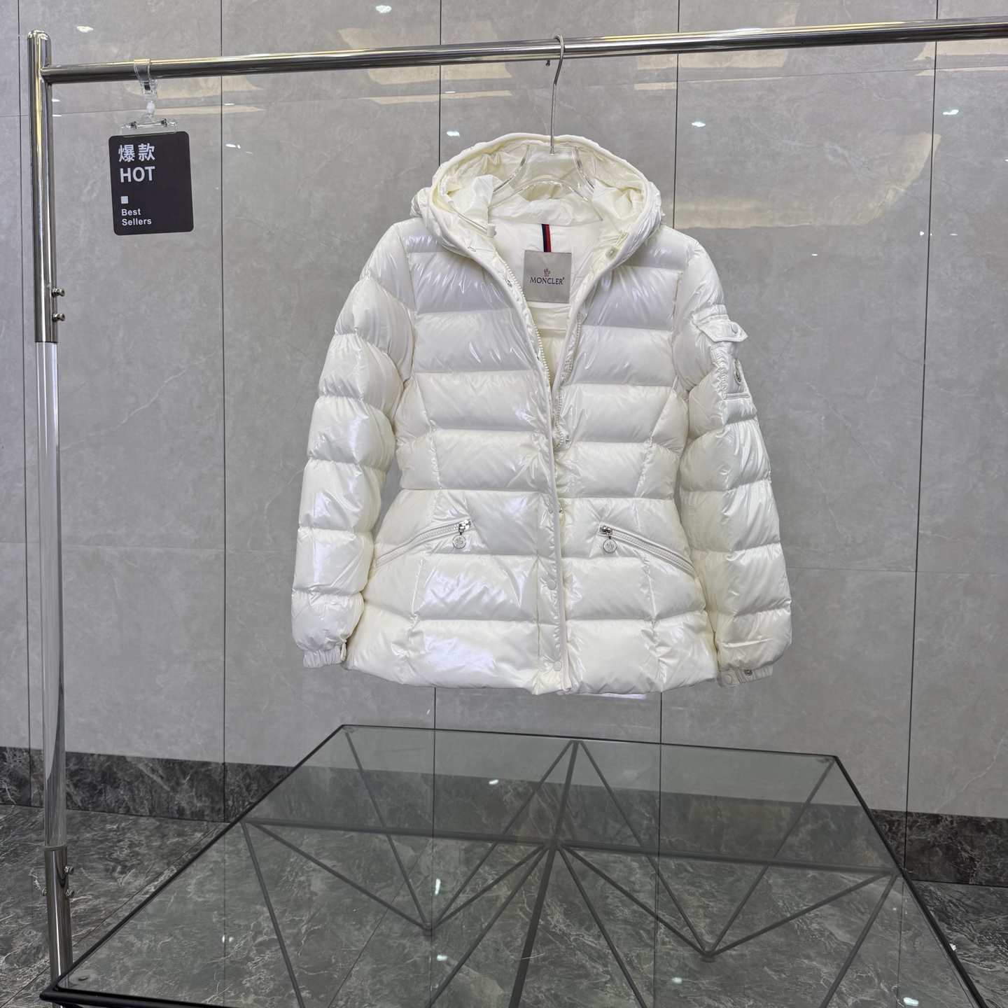 Cheap Moncle Thick Coats For Women in 233201, $140 USD- [IB233201] - Replica Moncle Thick Coats For Women