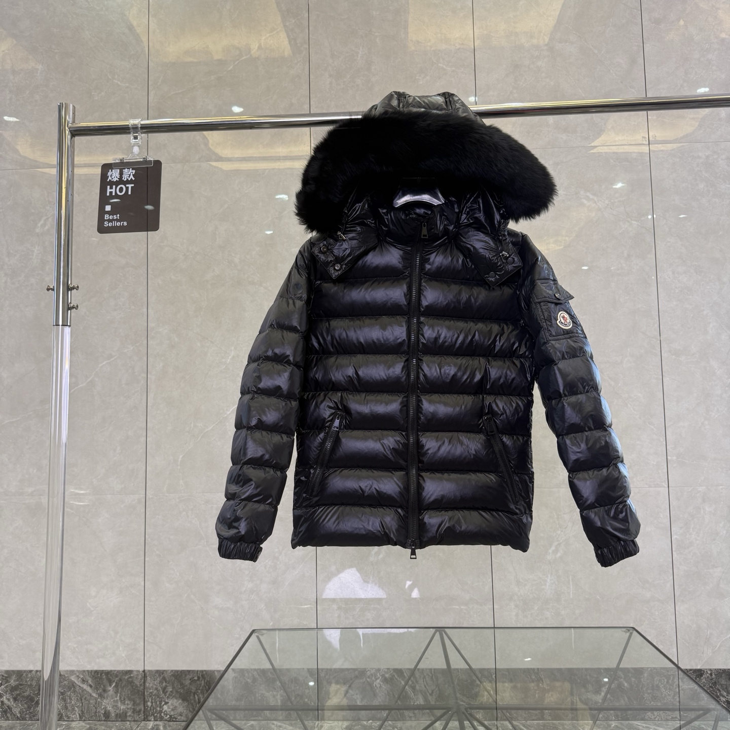 Cheap Moncle Thick Coats For Women in 233208, $140 USD- [IB233208] - Replica Moncle Thick Coats For Women