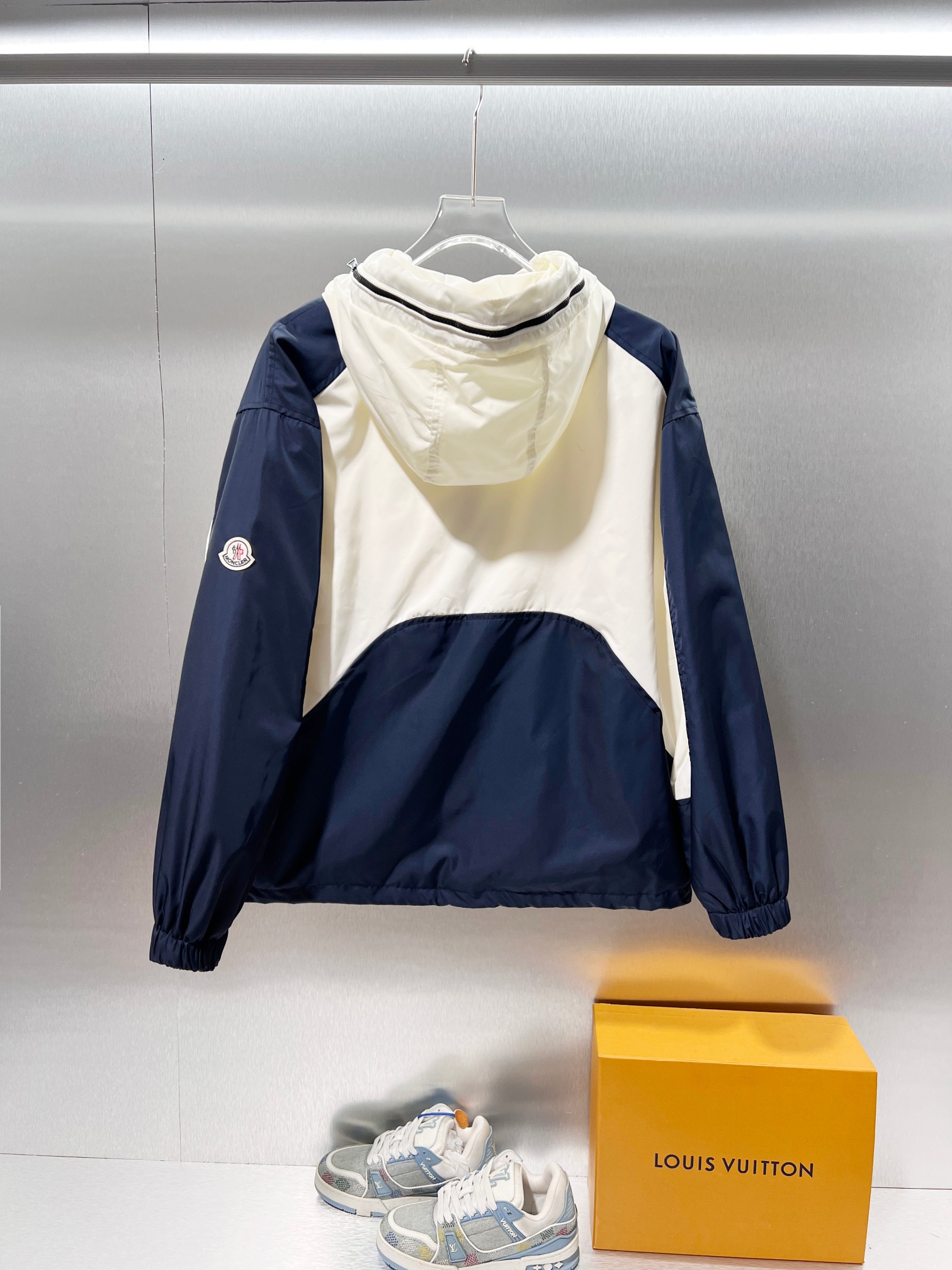 Cheap Moncle Thin Jackets For Men in 233323, $75 USD- [IB233323] - Replica Moncle Thin Jackets For Men