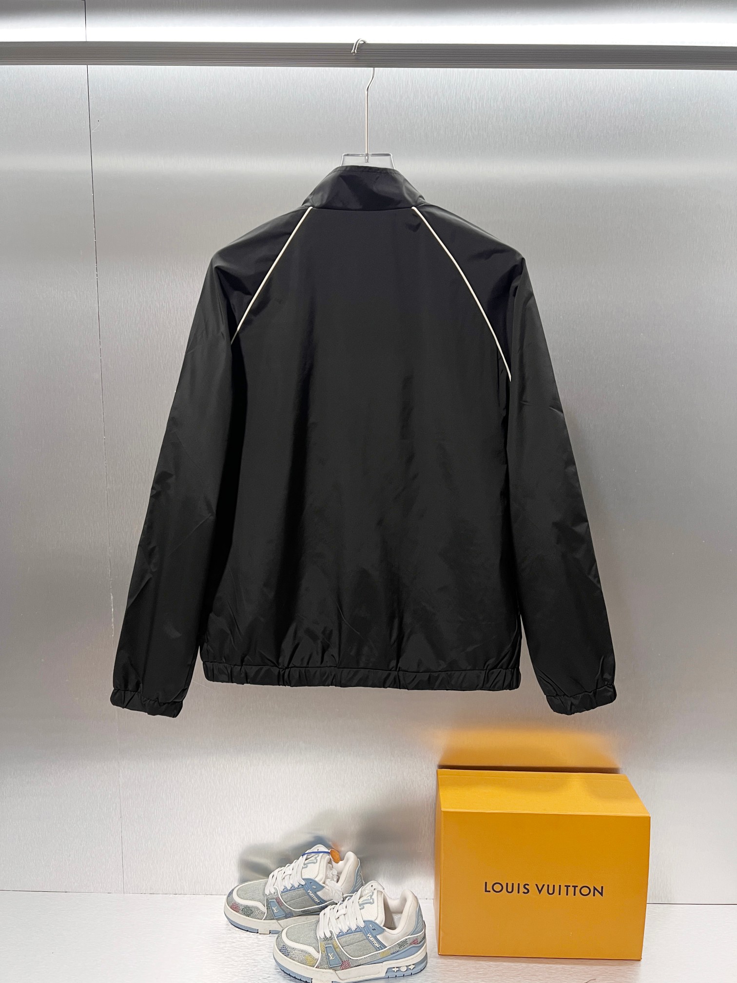 Cheap Moncle Thin Jackets For Men in 233331, $60 USD- [IB233331] - Replica Moncle Thin Jackets For Men