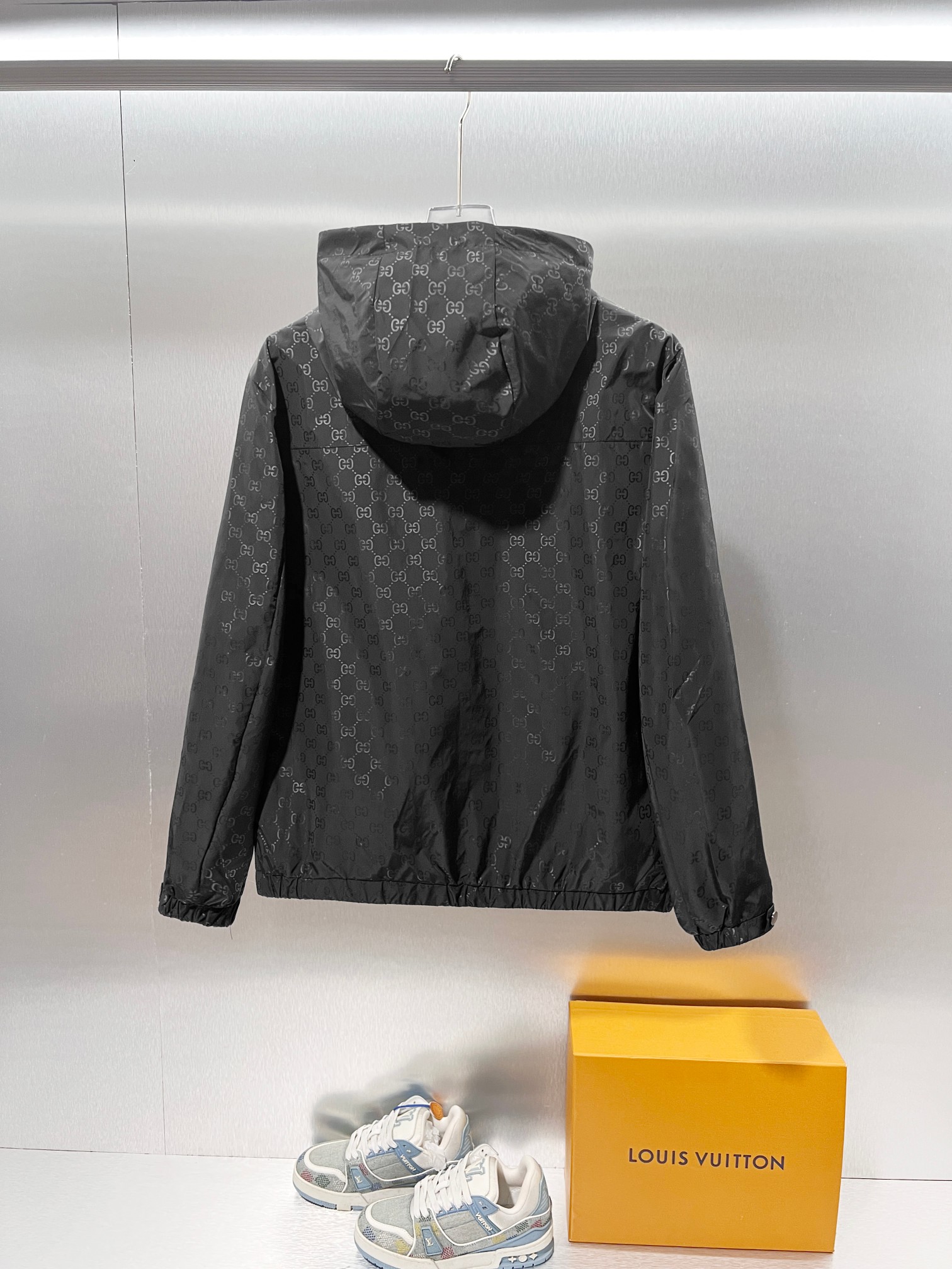 Cheap Gucci Thin Jackets For Men in 233334, $60 USD- [IB233334] - Replica Gucci Thin Jackets For Men