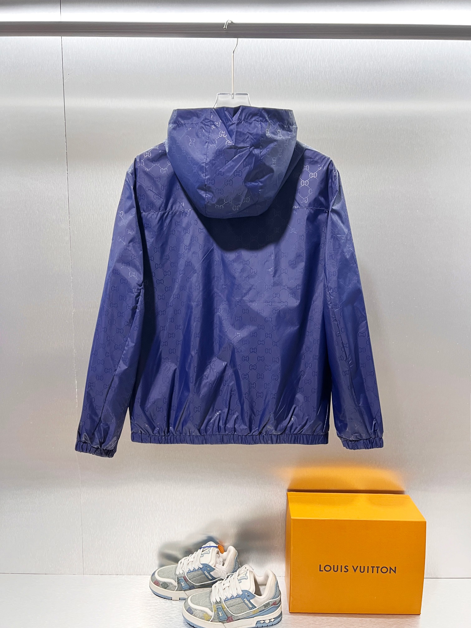 Cheap Gucci Thin Jackets For Men in 233335, $60 USD- [IB233335] - Replica Gucci Thin Jackets For Men