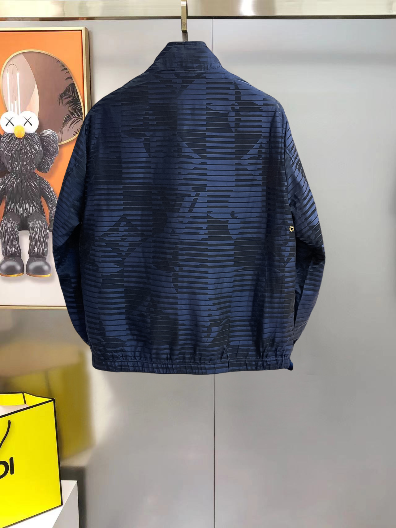 Cheap Louis Vuitton Thin Jackets For Men in 233350, $75 USD- [IB233350] - Replica Louis Vuitton Thin Jackets For Men