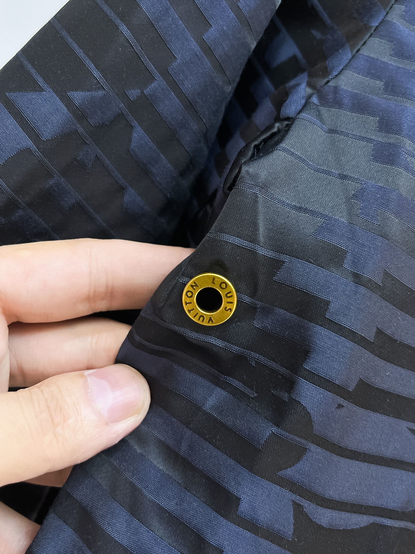 Cheap Louis Vuitton Thin Jackets For Men in 233350, $75 USD- [IB233350] - Replica Louis Vuitton Thin Jackets For Men