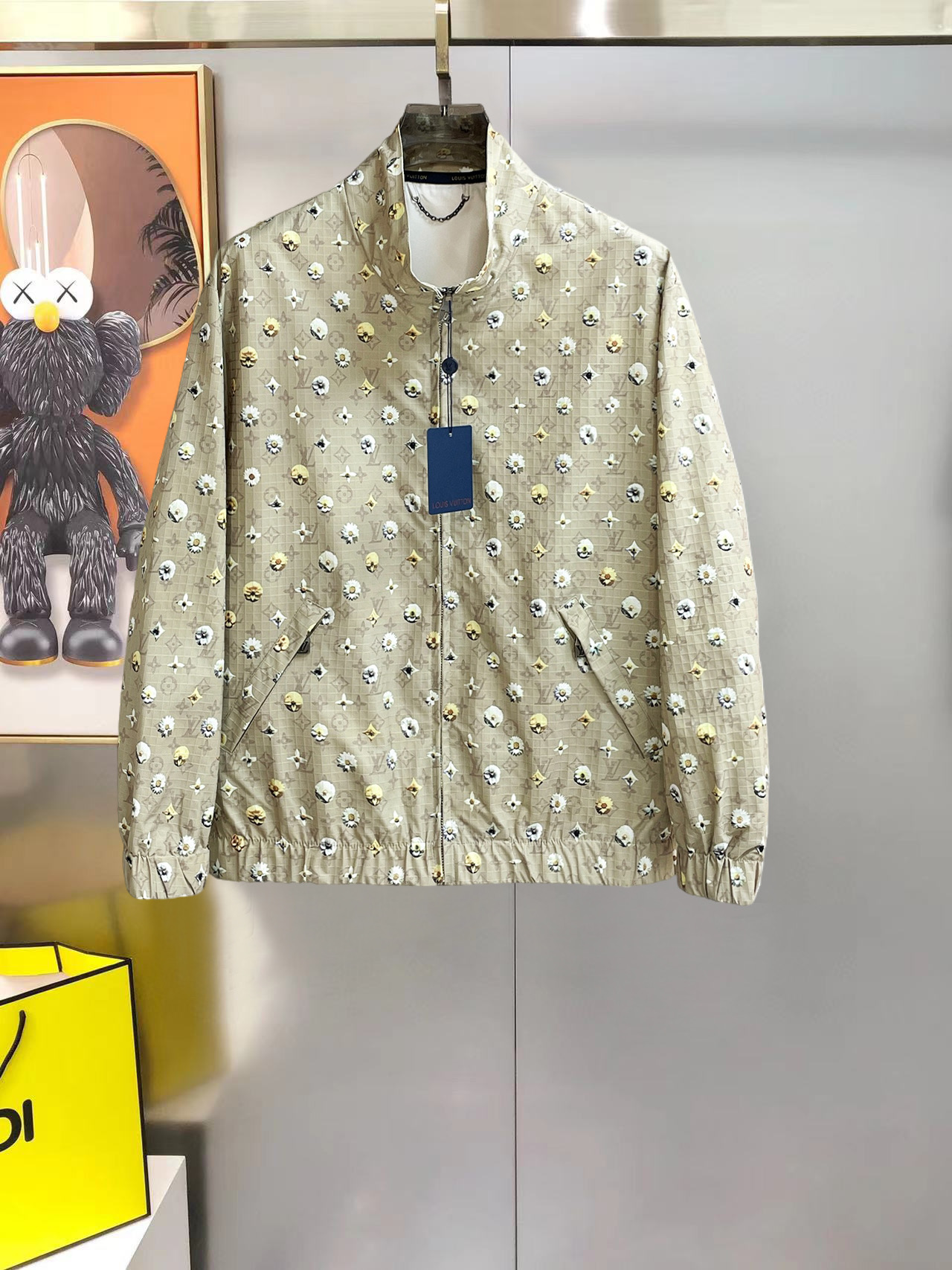Cheap Louis Vuitton Thin Jackets For Men in 233366, $75 USD- [IB233366] - Replica Louis Vuitton Thin Jackets For Men