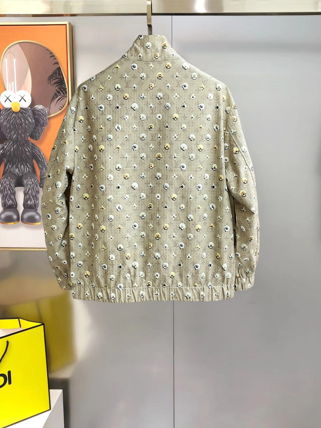 Cheap Louis Vuitton Thin Jackets For Men in 233366, $75 USD- [IB233366] - Replica Louis Vuitton Thin Jackets For Men