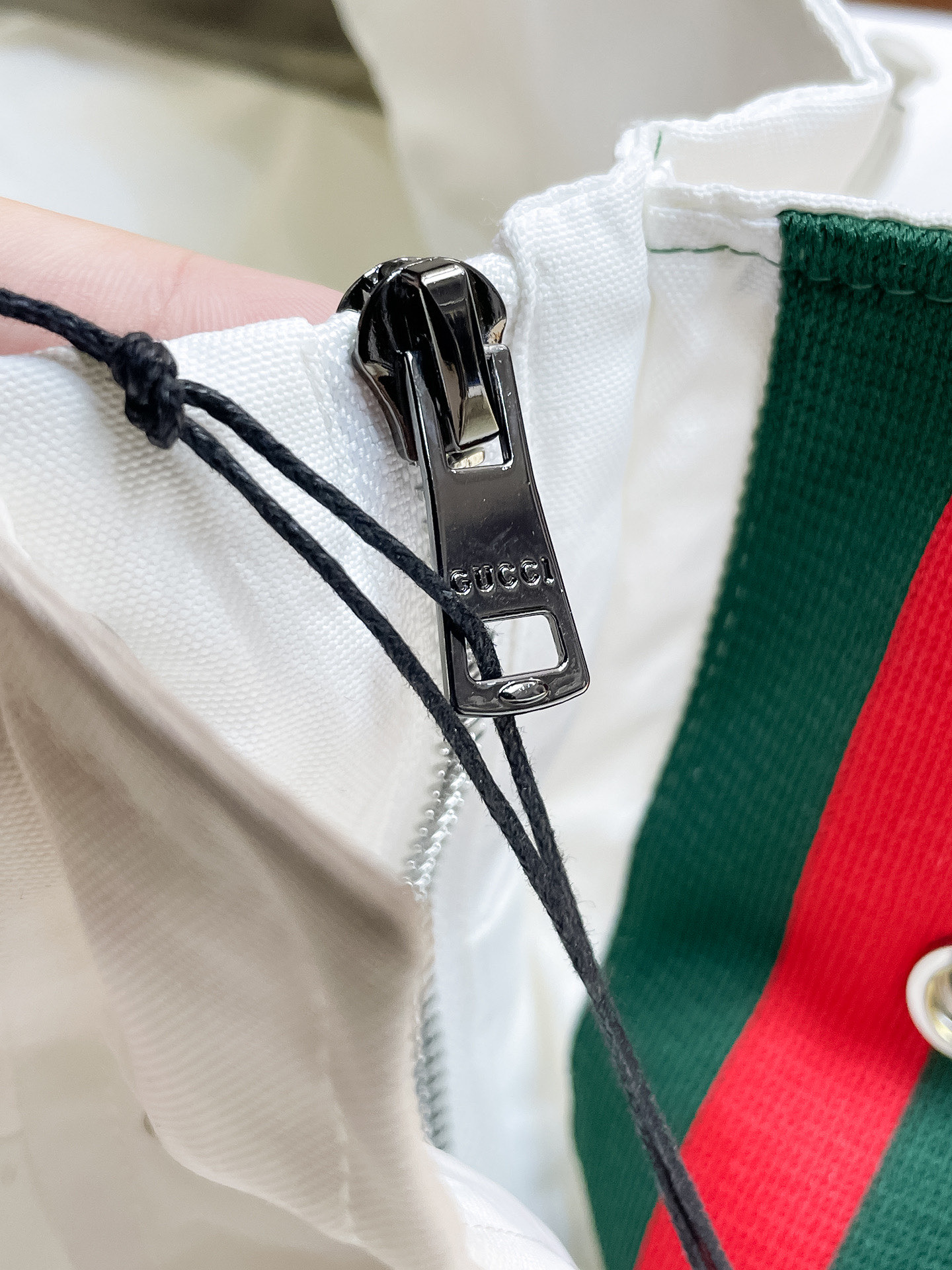 Cheap Gucci Thin Jackets For Men in 233368, $105 USD- [IB233368] - Replica Gucci Thin Jackets For Men
