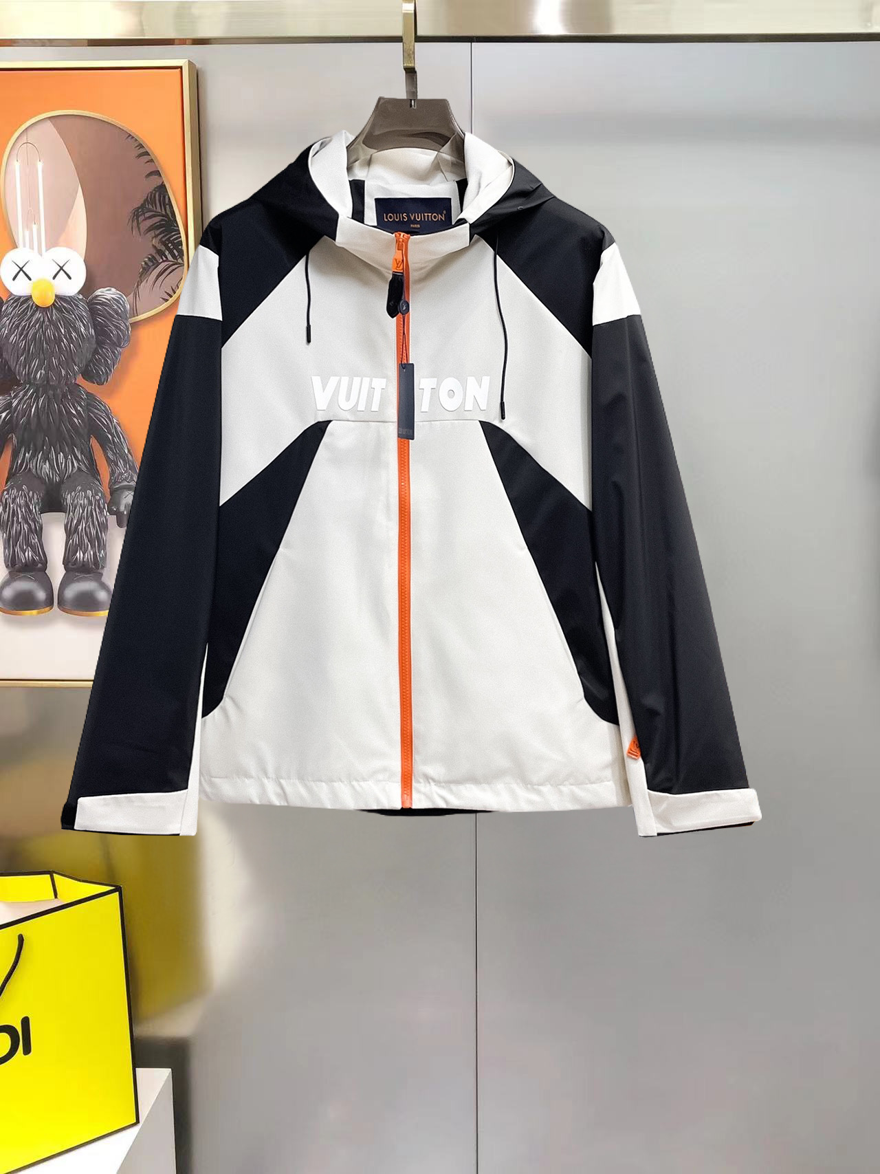 Cheap Louis Vuitton Thin Jackets For Men in 233377, $105 USD- [IB233377] - Replica Louis Vuitton Thin Jackets For Men