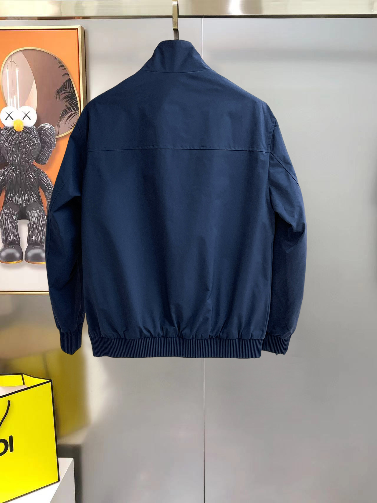 Cheap Louis Vuitton Thin Jackets For Men in 233402, $100 USD- [IB233402] - Replica Louis Vuitton Thin Jackets For Men