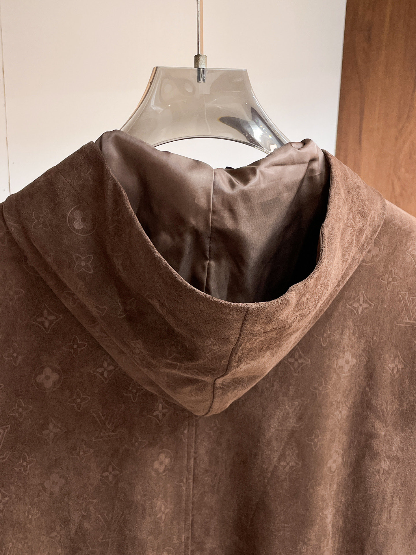 Cheap Louis Vuitton Thin Jackets For Men in 233403, $85 USD- [IB233403] - Replica Louis Vuitton Thin Jackets For Men