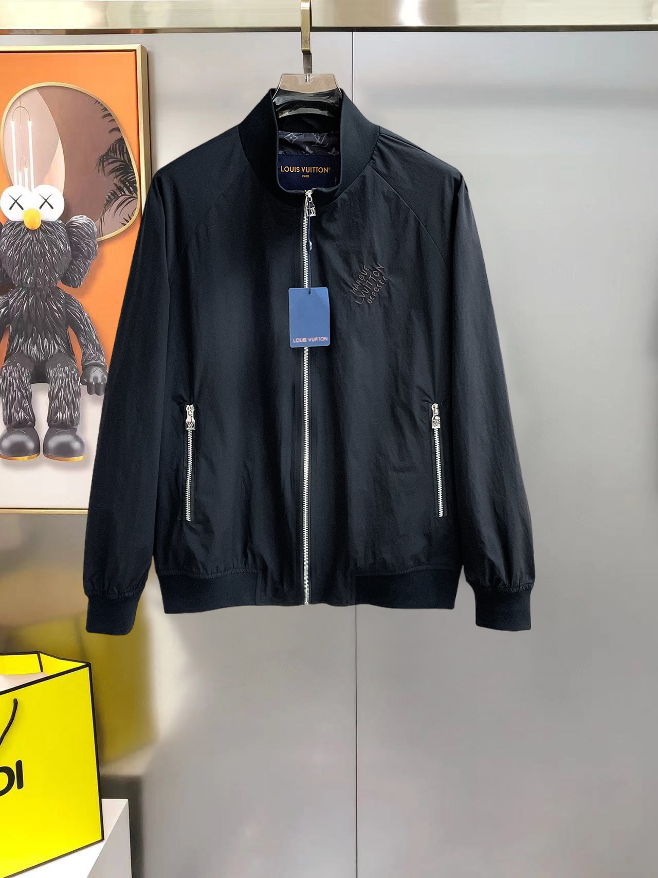 Cheap Louis Vuitton Thin Jackets For Men in 233409, $100 USD- [IB233409] - Replica Louis Vuitton Thin Jackets For Men