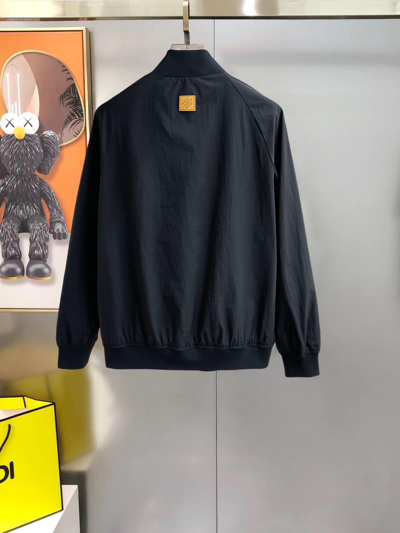 Cheap Louis Vuitton Thin Jackets For Men in 233409, $100 USD- [IB233409] - Replica Louis Vuitton Thin Jackets For Men