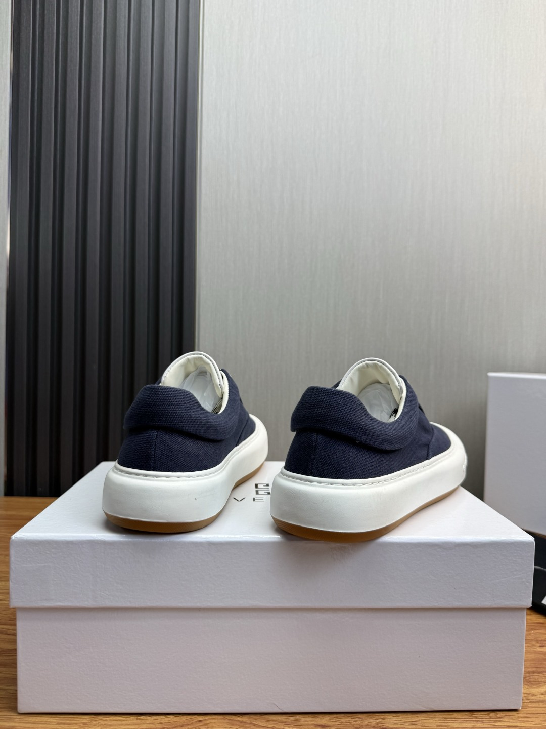 Cheap Givenchy Sneakers For Men in 233501, $90 USD- [IB233501] - Replica Givenchy Sneakers For Men