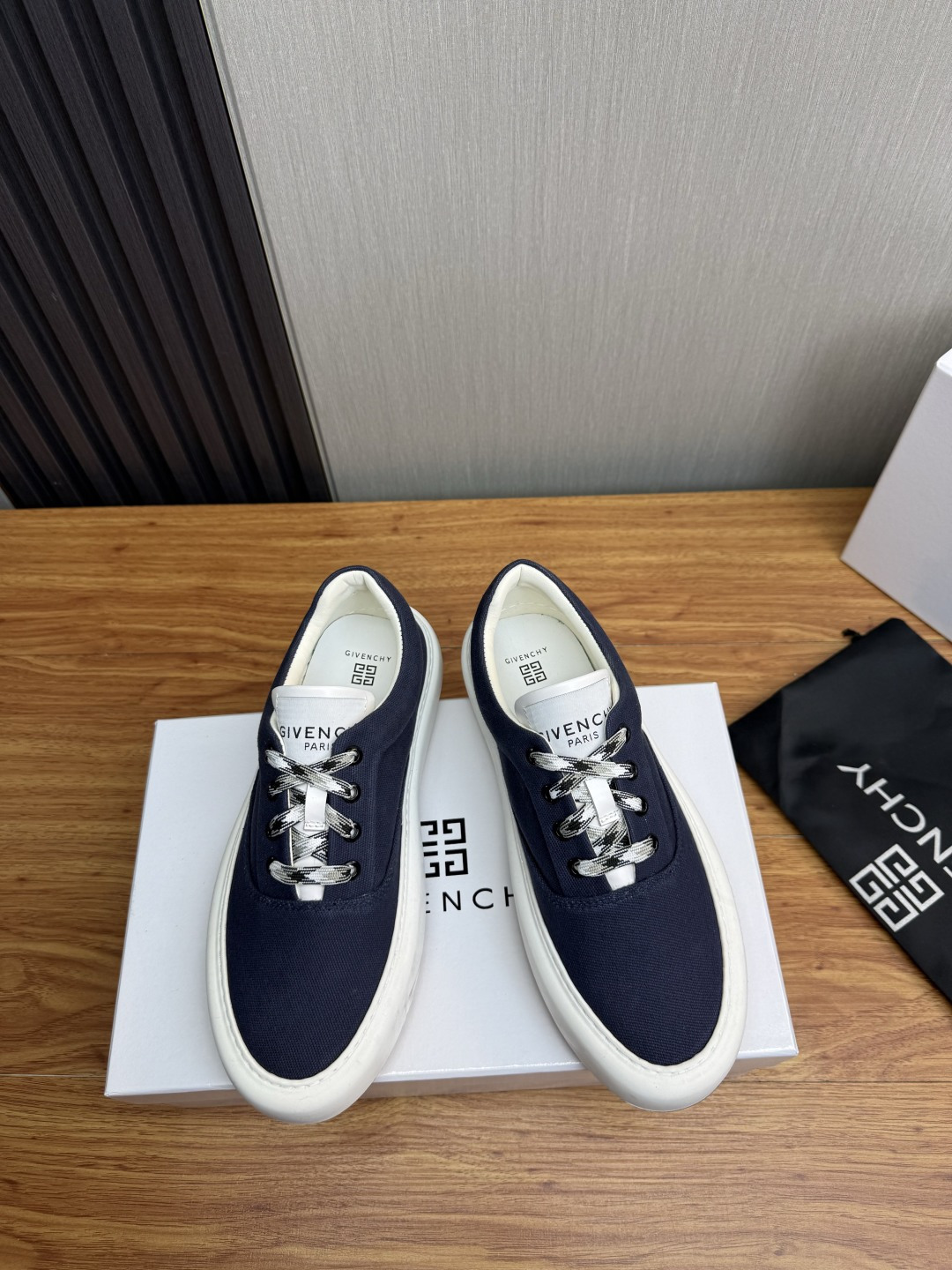 Cheap Givenchy Sneakers For Men in 233501, $90 USD- [IB233501] - Replica Givenchy Sneakers For Men