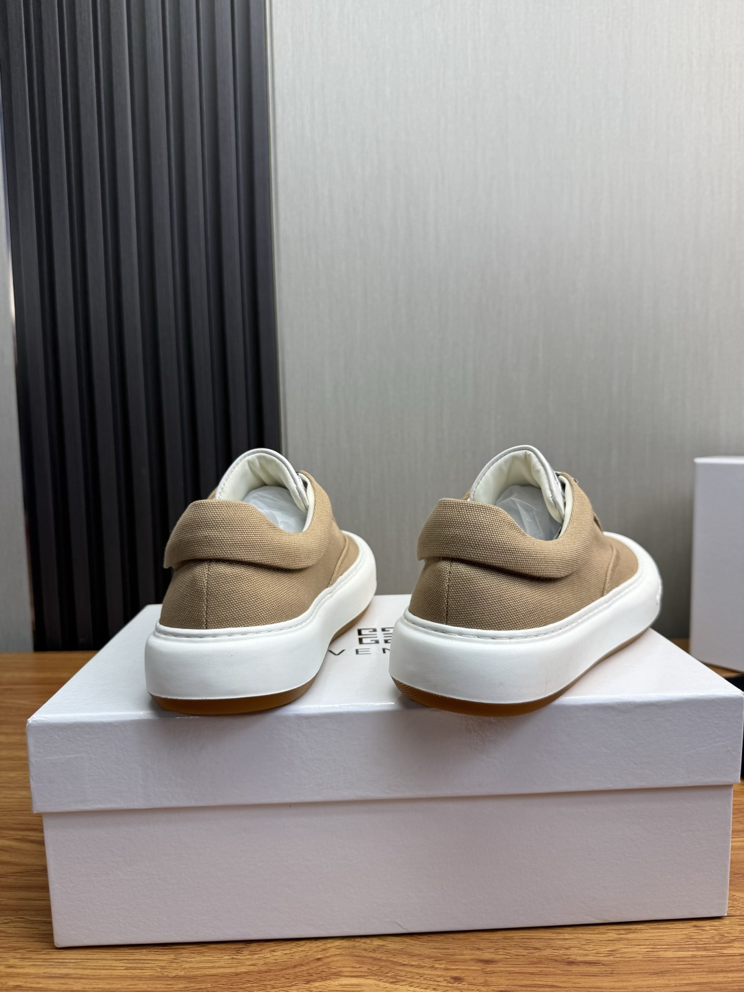 Cheap Givenchy Sneakers For Men in 233503, $90 USD- [IB233503] - Replica Givenchy Sneakers For Men