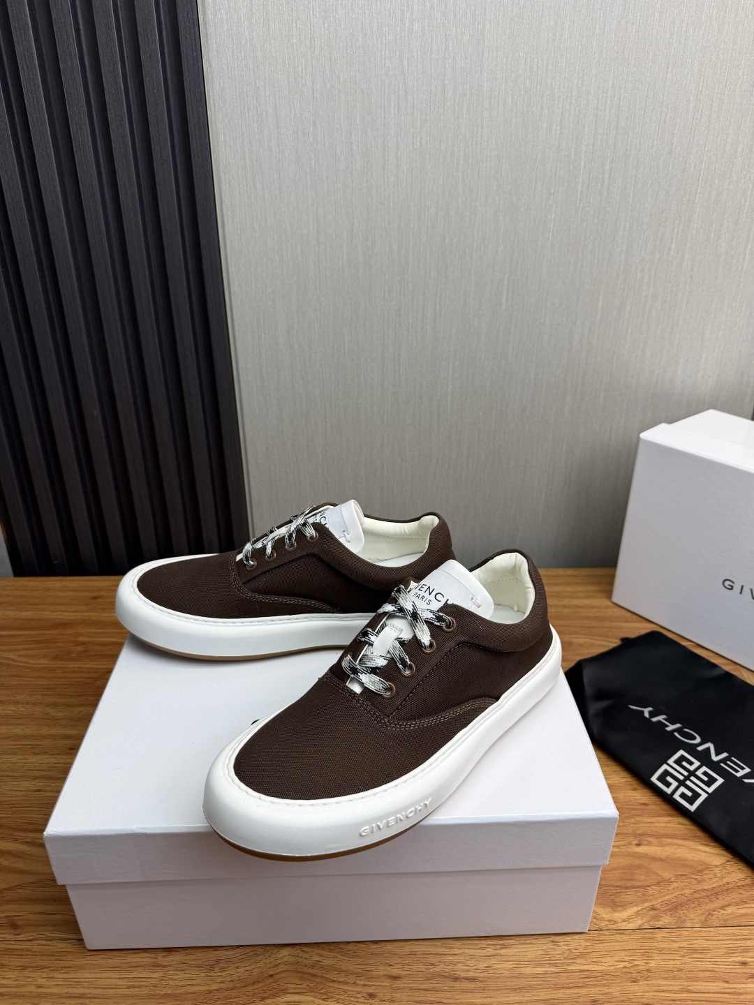 Cheap Givenchy Sneakers For Men in 233504, $90 USD- [IB233504] - Replica Givenchy Sneakers For Men