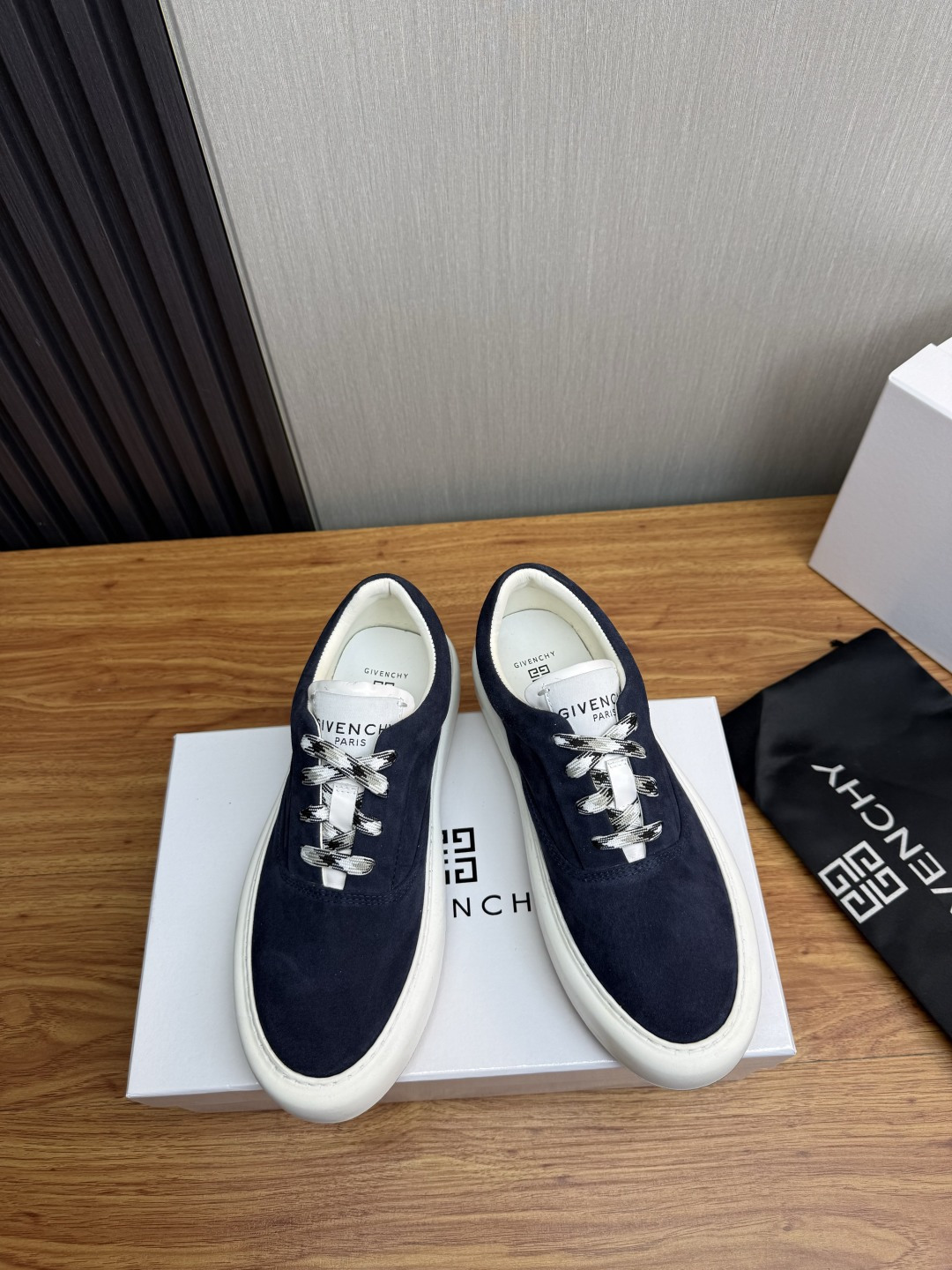 Cheap Givenchy Sneakers For Men in 233507, $90 USD- [IB233507] - Replica Givenchy Sneakers For Men
