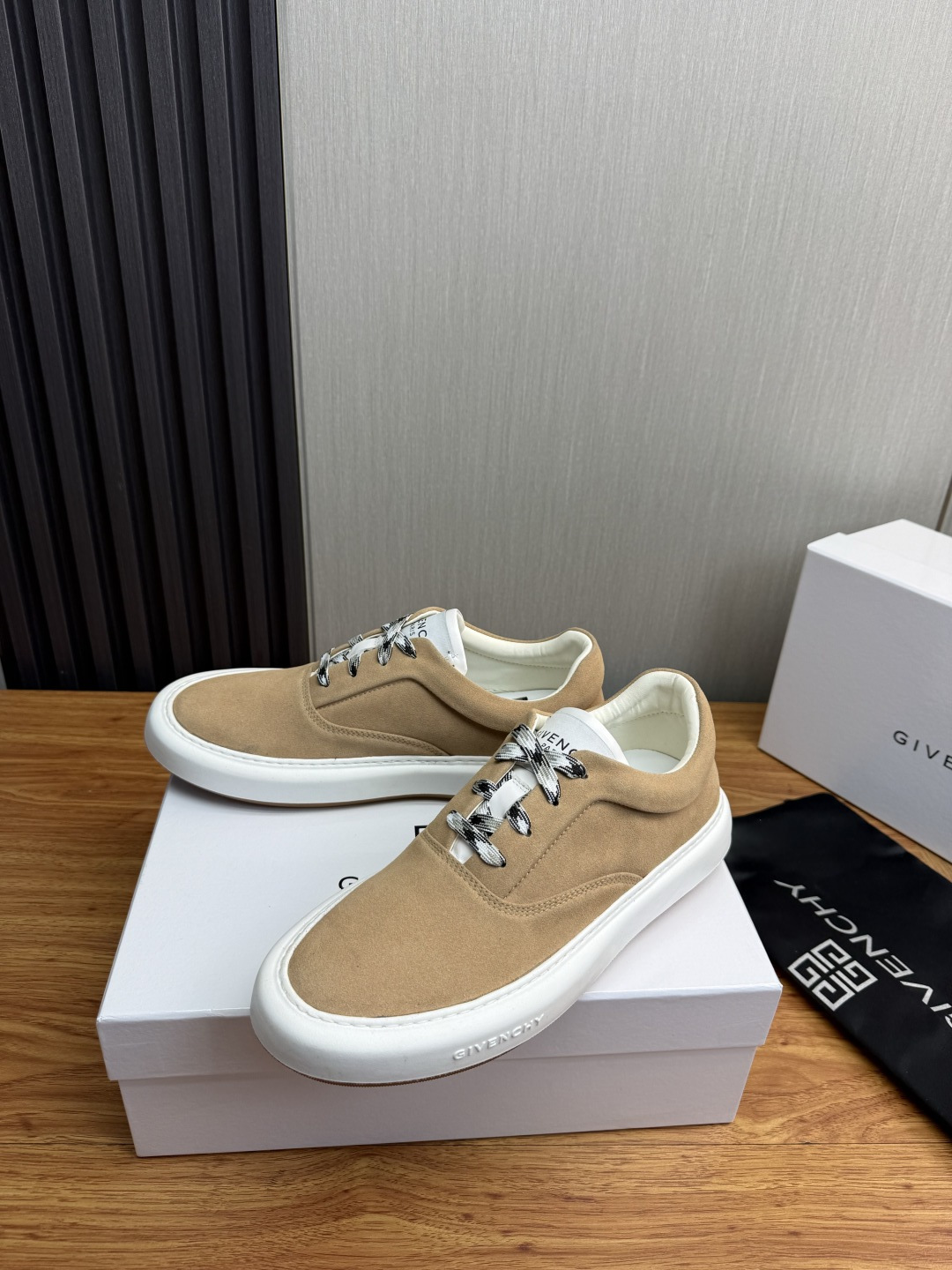 Cheap Givenchy Sneakers For Men in 233509, $90 USD- [IB233509] - Replica Givenchy Sneakers For Men