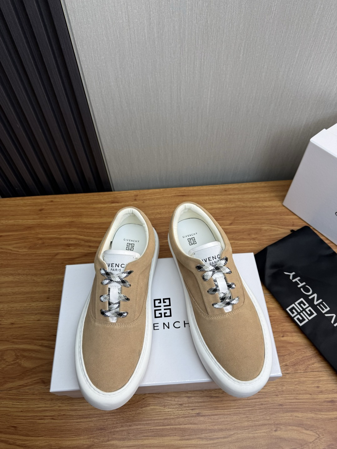 Cheap Givenchy Sneakers For Men in 233509, $90 USD- [IB233509] - Replica Givenchy Sneakers For Men