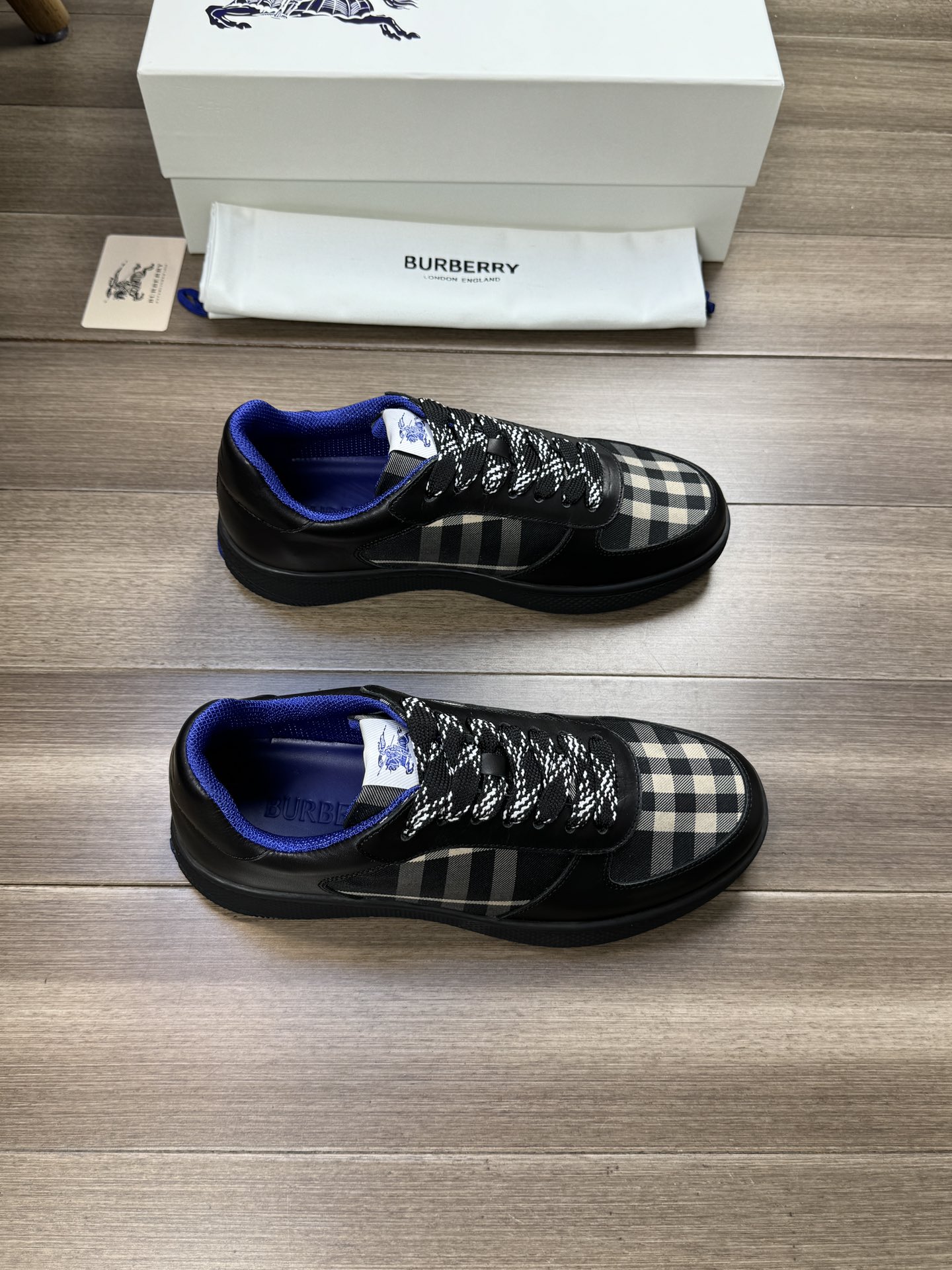 Cheap Burberry Sneakers For Men in 233530, $95 USD- [IB233530] - Replica Burberry Sneakers For Men