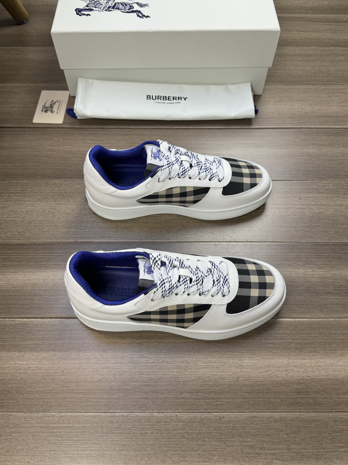 Cheap Burberry Sneakers For Men in 233533, $95 USD- [IB233533] - Replica Burberry Sneakers For Men