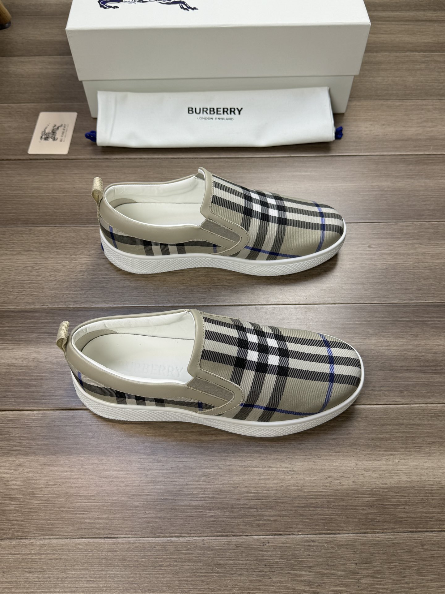 Cheap Burberry Loafers and Casual Shoes For Men in 233541, $90 USD- [IB233541] - Replica Burberry Loafers and Casual Shoes For Men