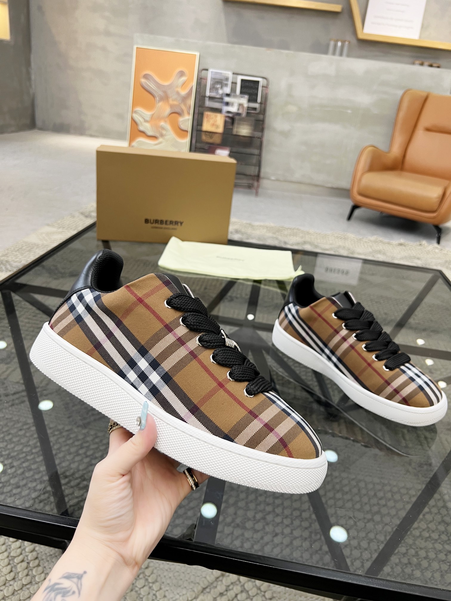 Cheap Burberry Sneakers For Men in 233546, $95 USD- [IB233546] - Replica Burberry Sneakers For Men