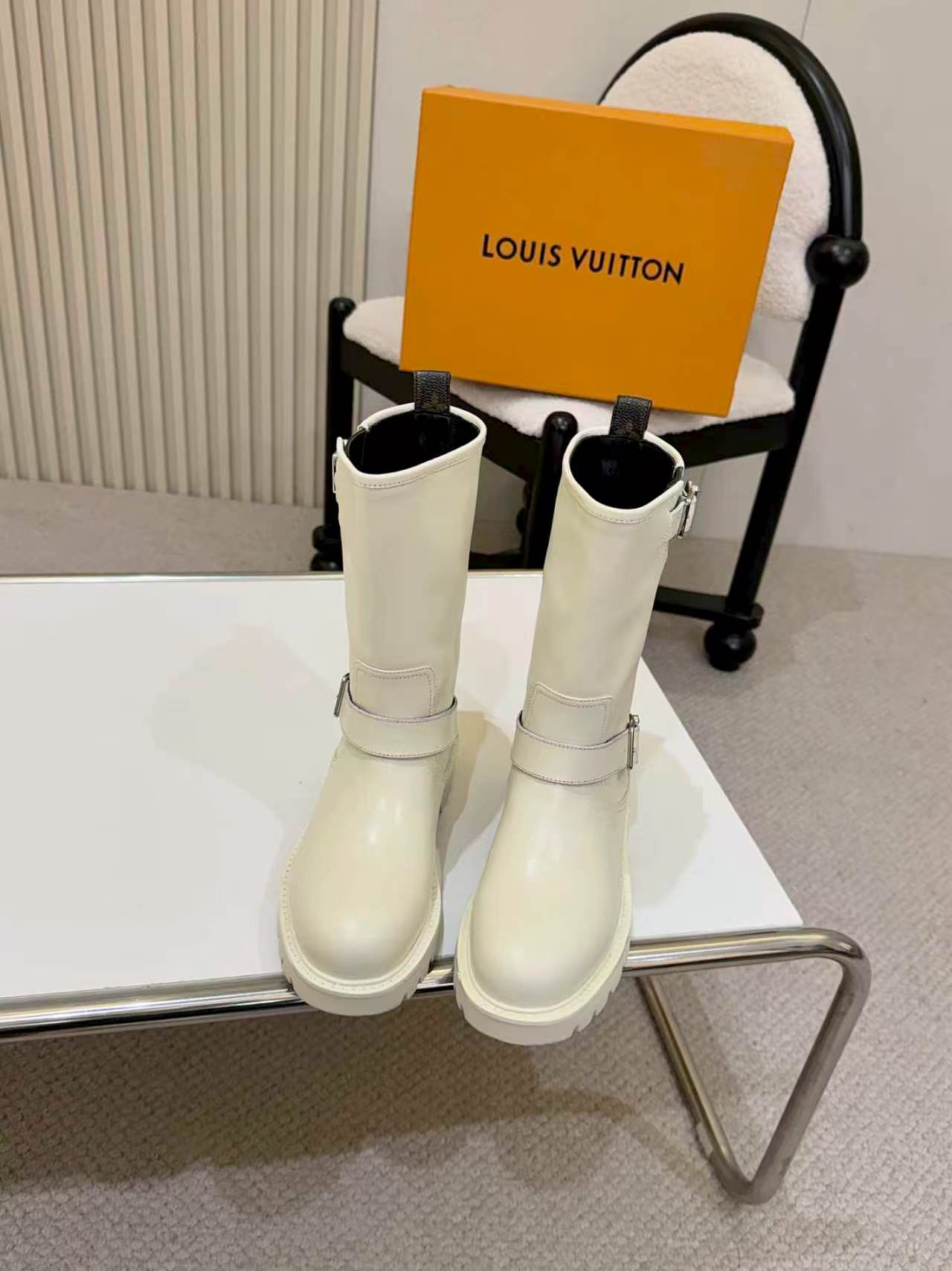 Cheap Louis Vuitton Boots For Women in 233571, $140 USD- [IB233571] - Replica Louis Vuitton Boots For Women