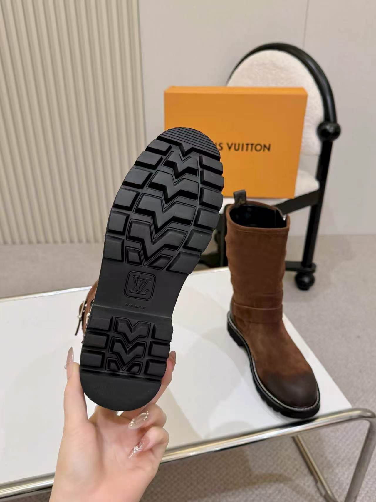 Cheap Louis Vuitton Boots For Women in 233574, $140 USD- [IB233574] - Replica Louis Vuitton Boots For Women