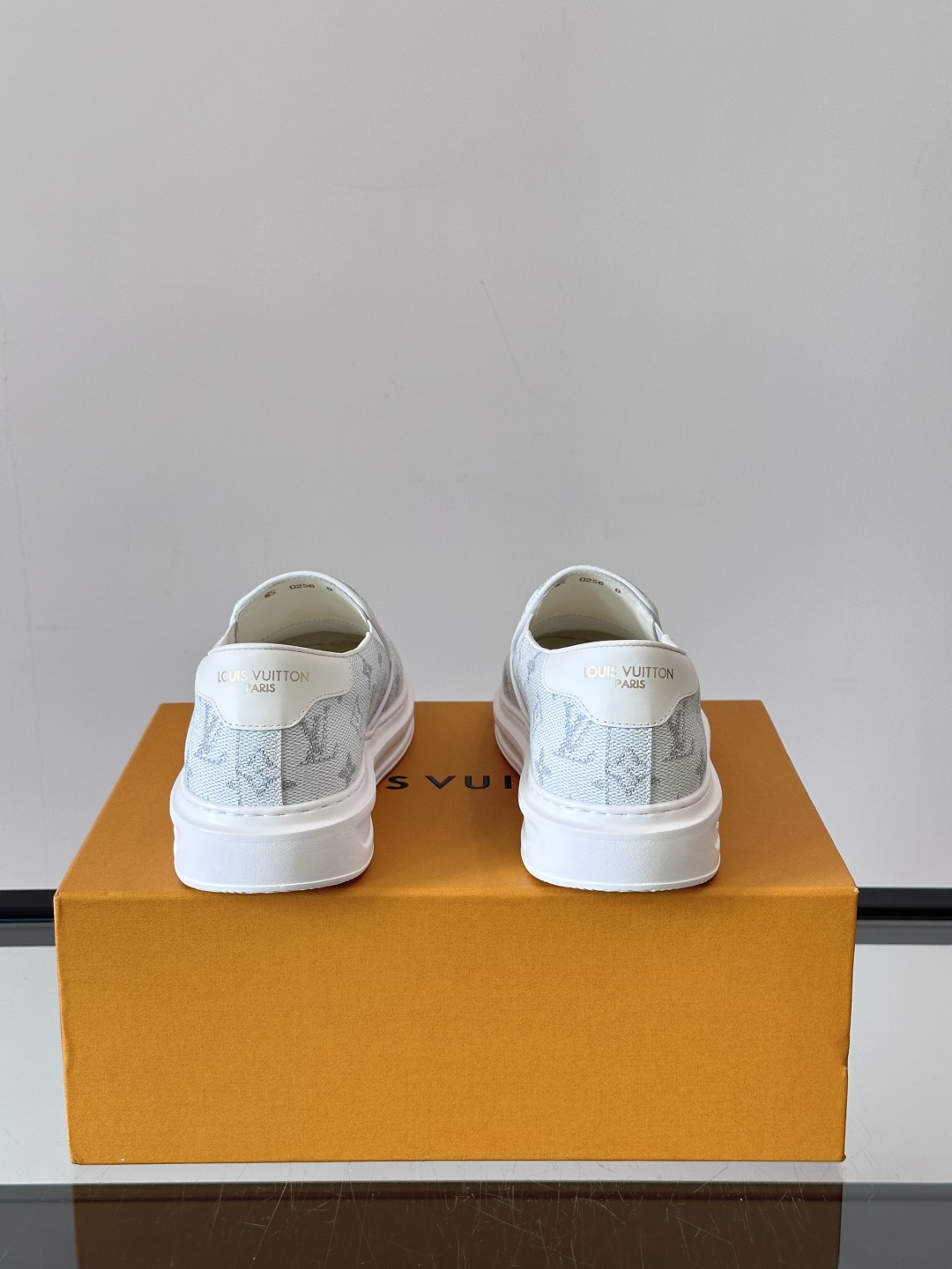 Cheap Louis Vuitton Leather Loafers For Men in 233582, $60 USD- [IB233582] - Replica Louis Vuitton Leather Loafers For Men