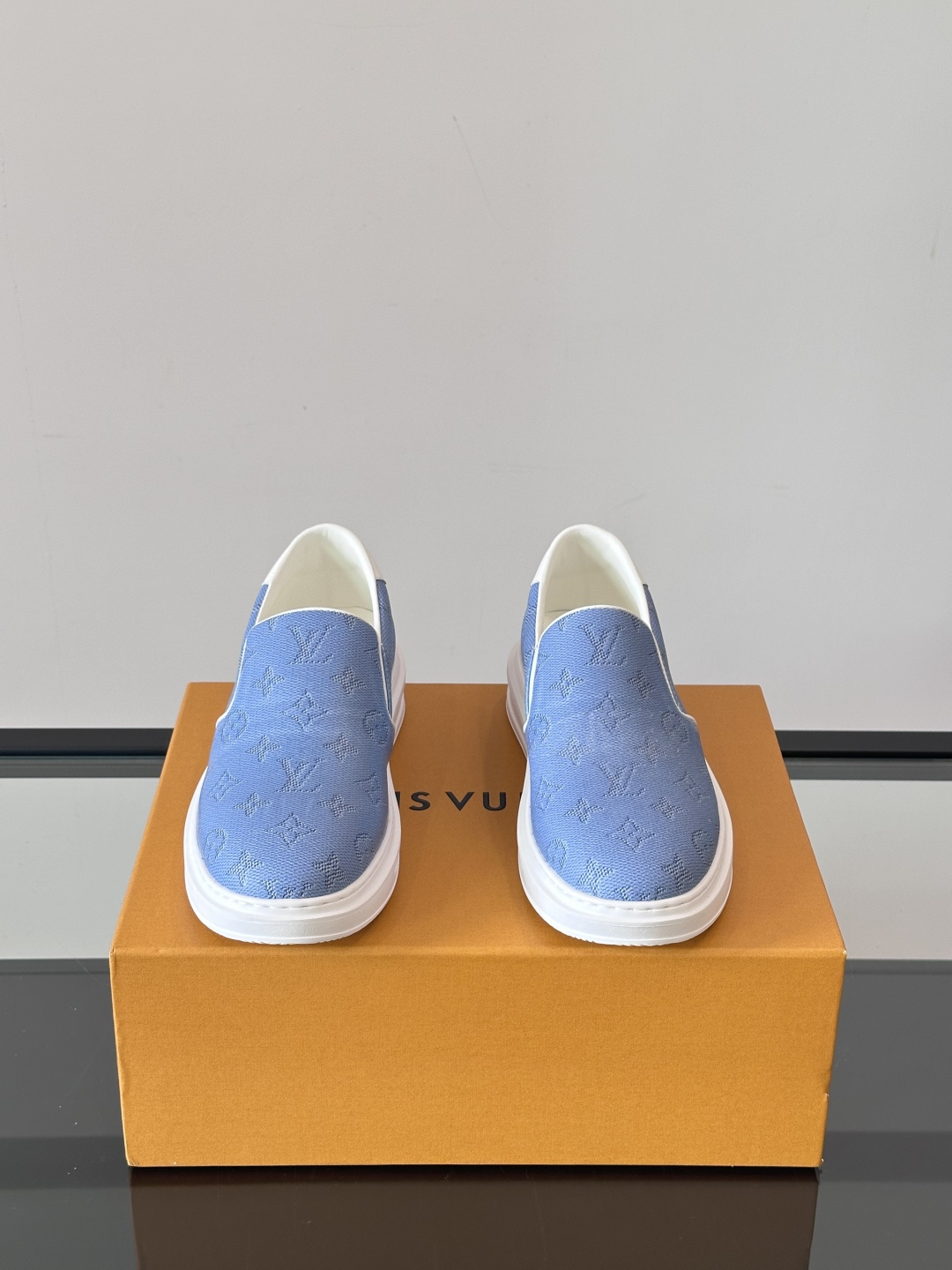 Cheap Louis Vuitton Leather Loafers For Men in 233585, $60 USD- [IB233585] - Replica Louis Vuitton Leather Loafers For Men