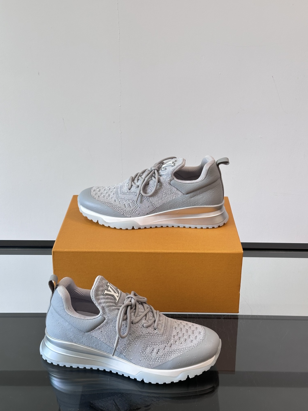 Cheap Louis Vuitton Sneakers For Men in 233588, $75 USD- [IB233588] - Replica Louis Vuitton Sneakers For Men