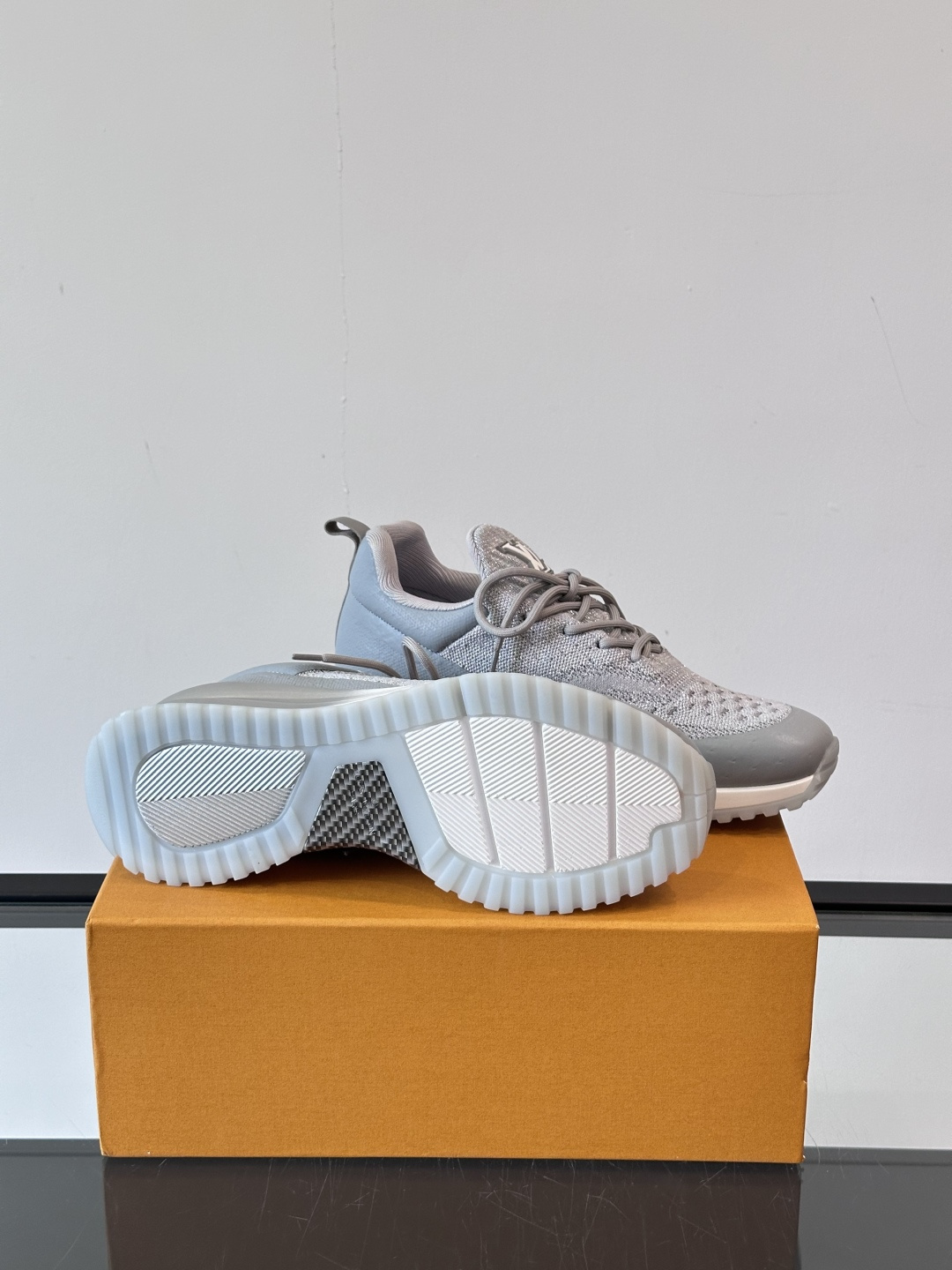 Cheap Louis Vuitton Sneakers For Men in 233588, $75 USD- [IB233588] - Replica Louis Vuitton Sneakers For Men