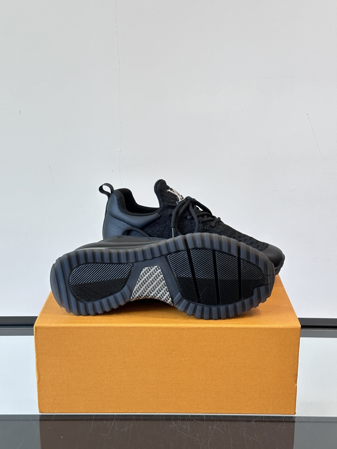 Cheap Louis Vuitton Sneakers For Men in 233589, $75 USD- [IB233589] - Replica Louis Vuitton Sneakers For Men