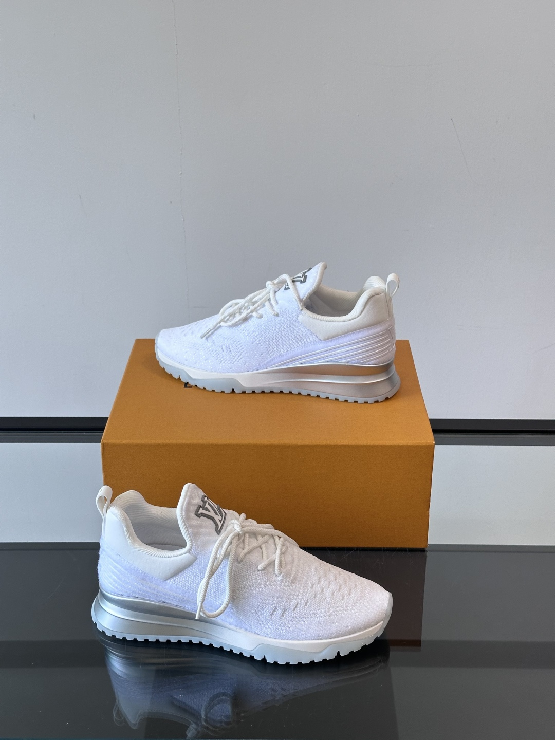 Cheap Louis Vuitton Sneakers For Men in 233591, $75 USD- [IB233591] - Replica Louis Vuitton Sneakers For Men
