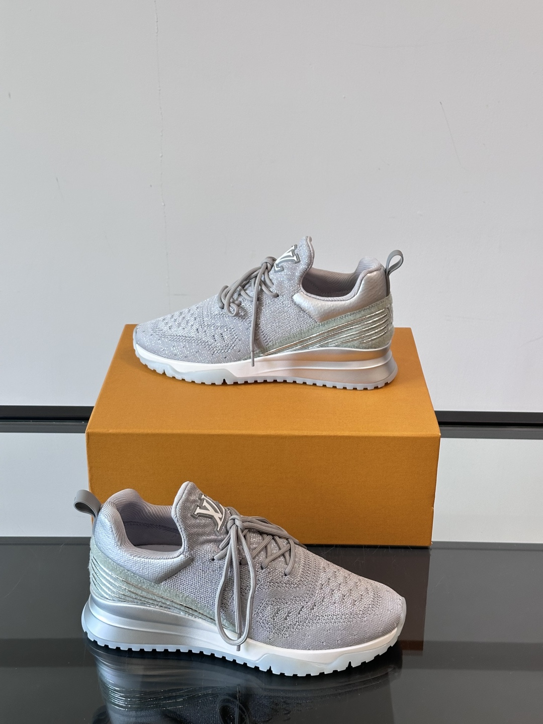 Cheap Louis Vuitton Sneakers For Men in 233592, $75 USD- [IB233592] - Replica Louis Vuitton Sneakers For Men