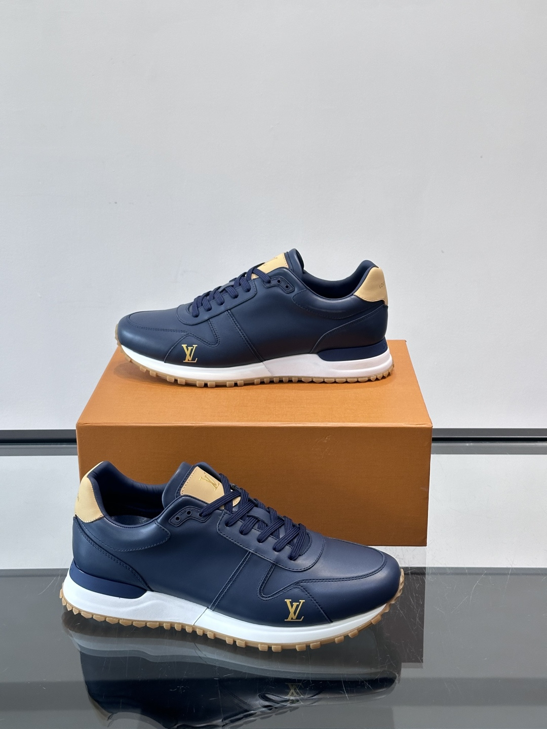 Cheap Louis Vuitton Sneakers For Men in 233599, $85 USD- [IB233599] - Replica Louis Vuitton Sneakers For Men