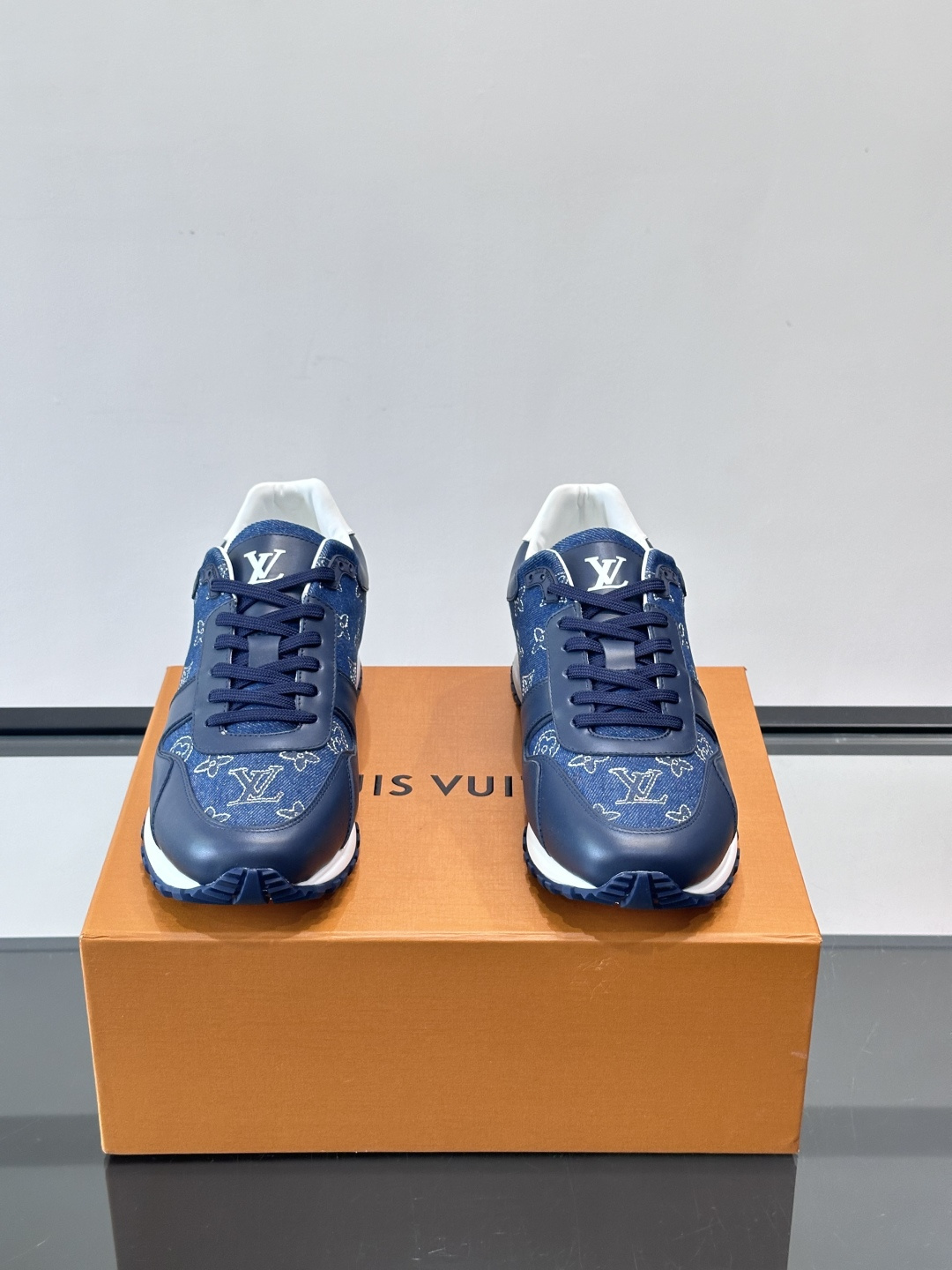Cheap Louis Vuitton Sneakers For Men in 233602, $85 USD- [IB233602] - Replica Louis Vuitton Sneakers For Men