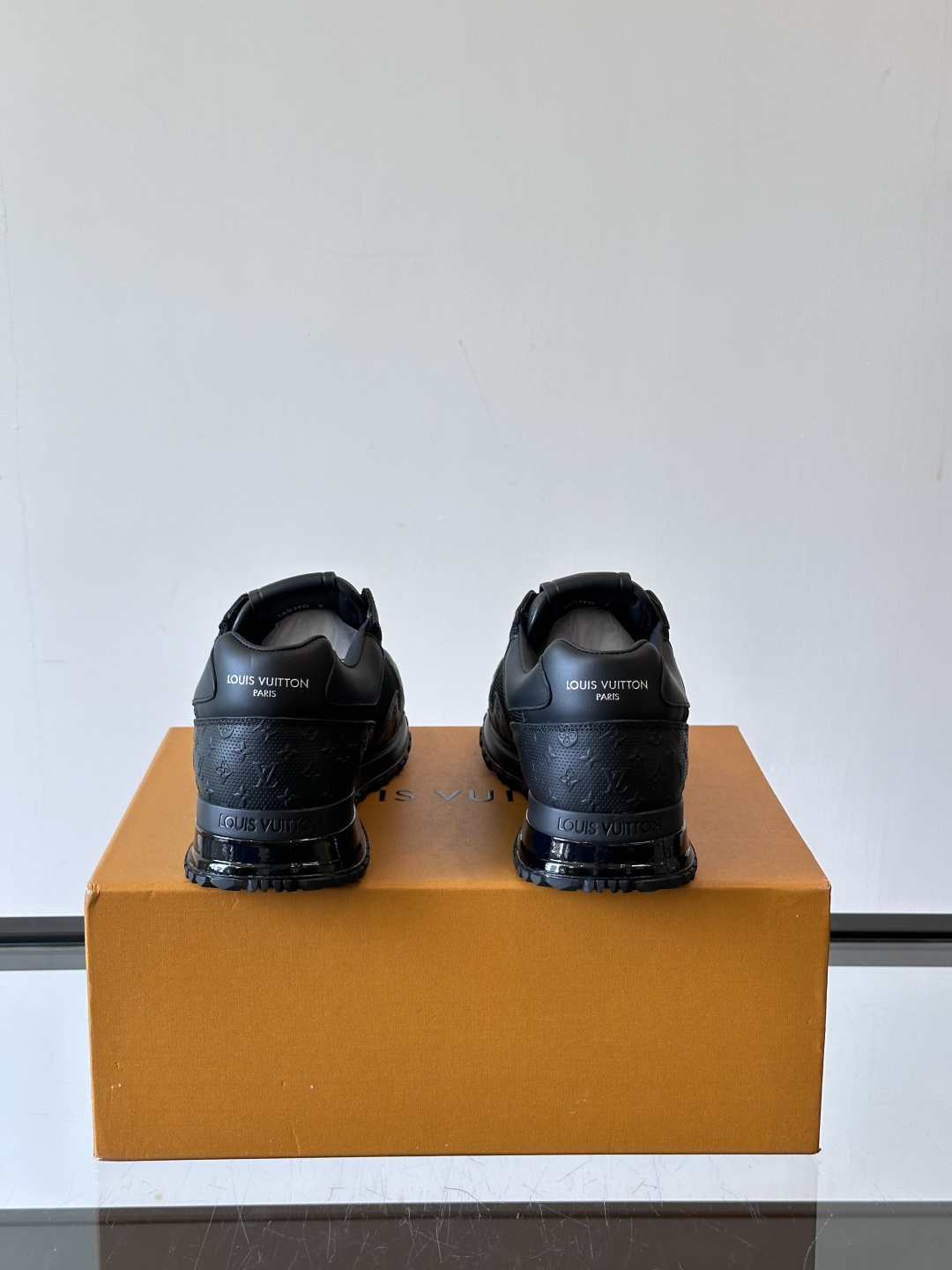 Cheap Louis Vuitton Sneakers For Men in 233605, $85 USD- [IB233605] - Replica Louis Vuitton Sneakers For Men